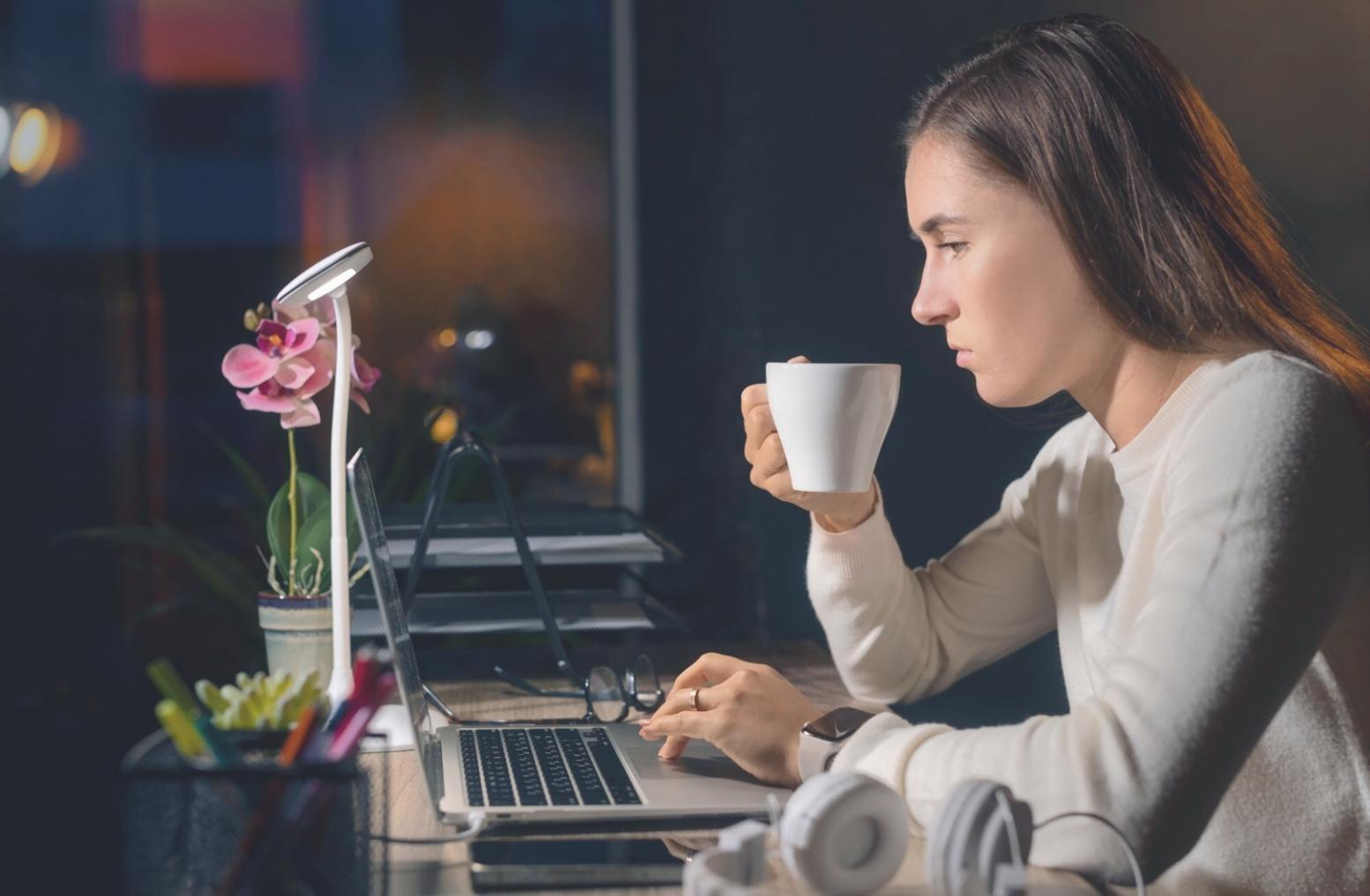 Студенти за роботою над проектами